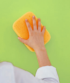 How to Prepare and Clean a Sponge for Faux Painting