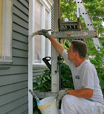 Painter Service - Why Hire Professionals?