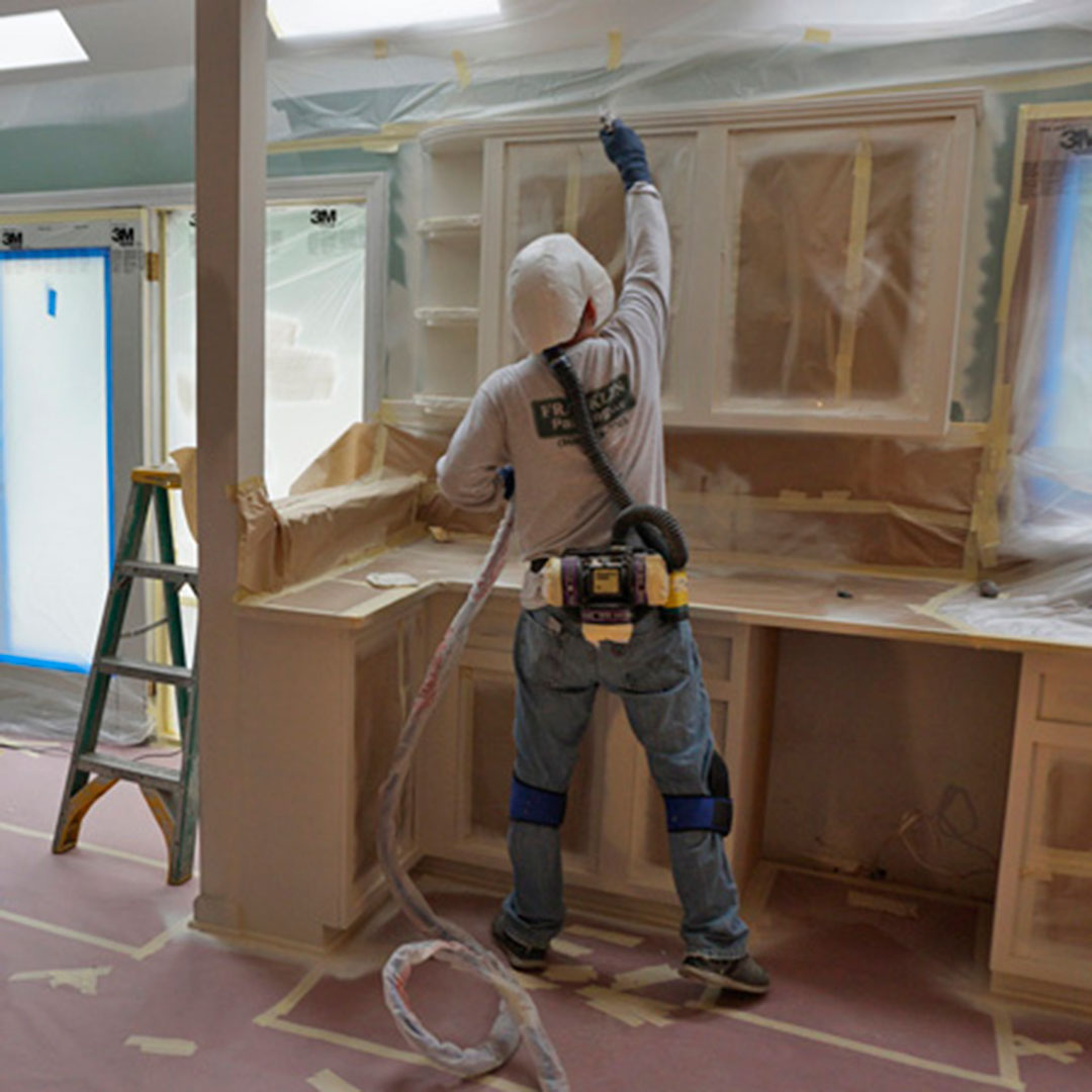 Advantages of Cabinet Refinishing