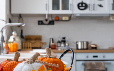 Cabinet painting before thanksgiving in Cromwell, CT