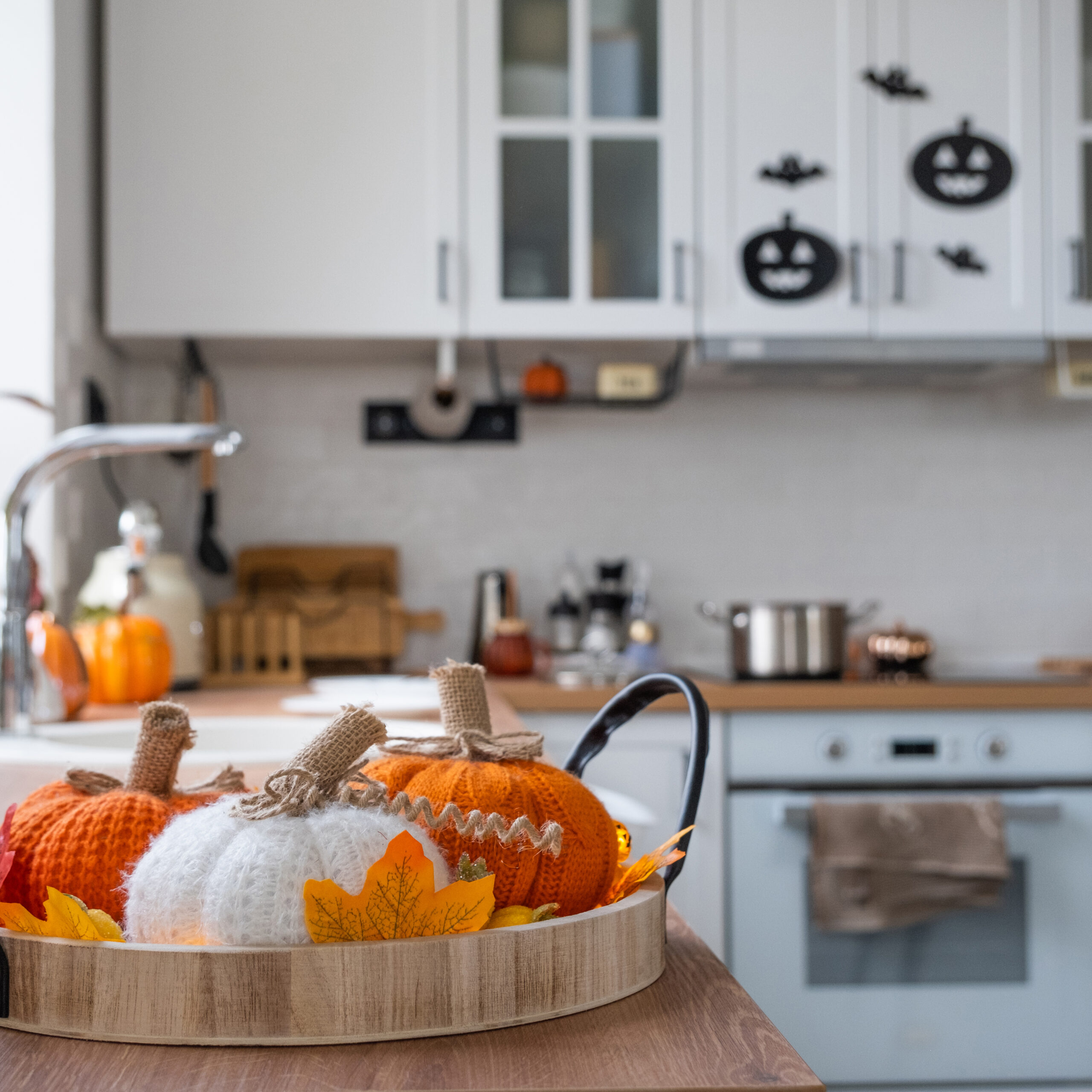 Cabinet painting before thanksgiving in Cromwell, CT